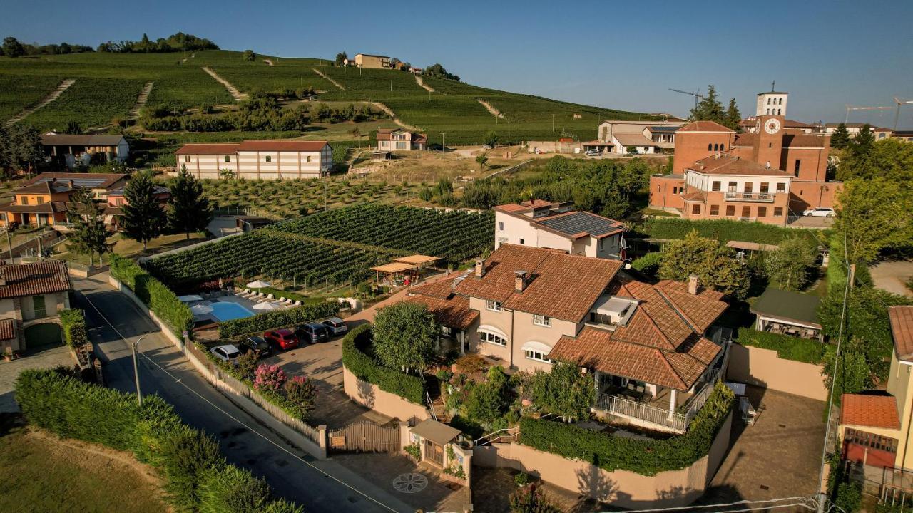 La Rosa Gialla Bio Apartments & Rooms Barolo Exterior photo