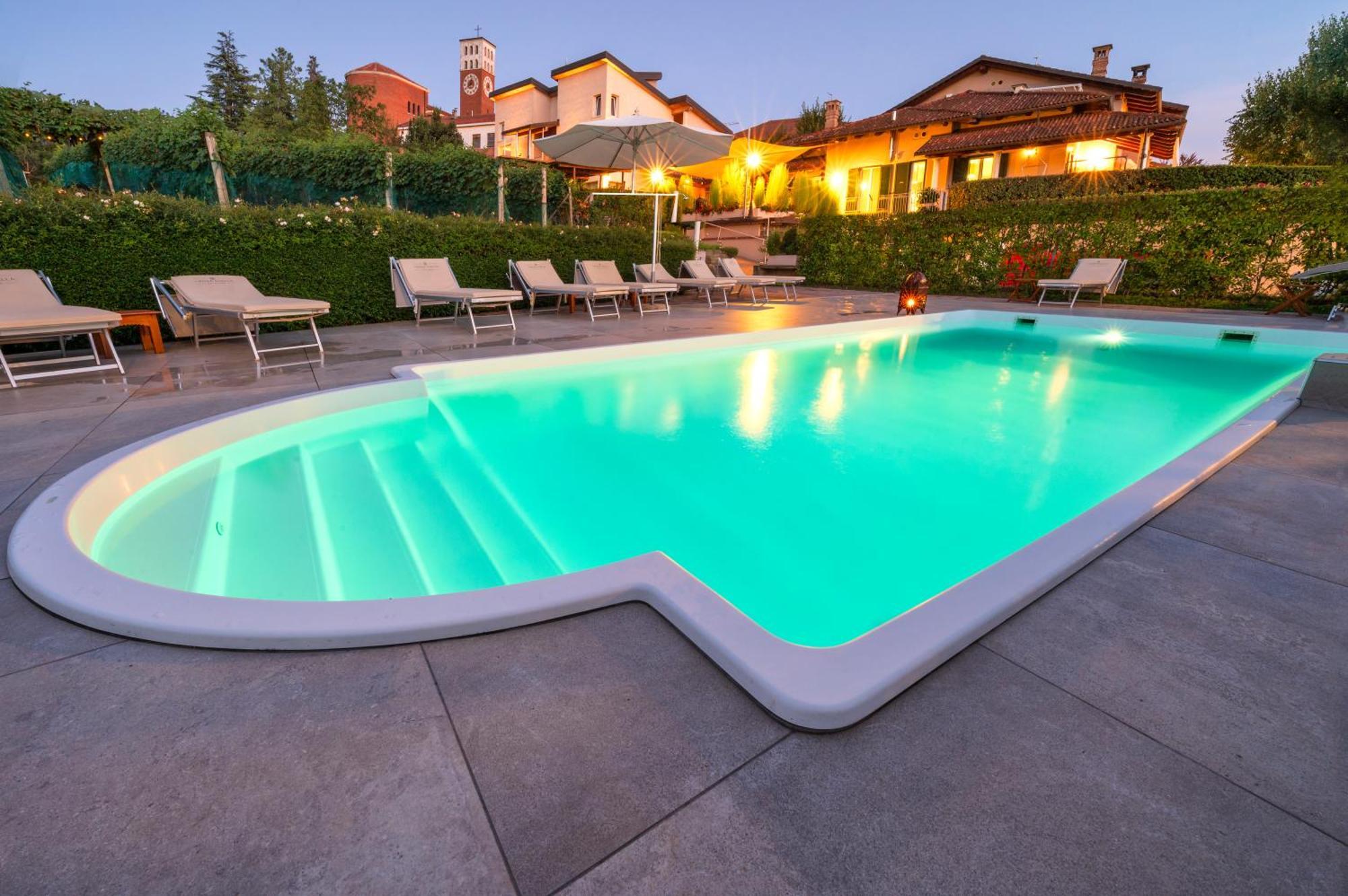 La Rosa Gialla Bio Apartments & Rooms Barolo Exterior photo