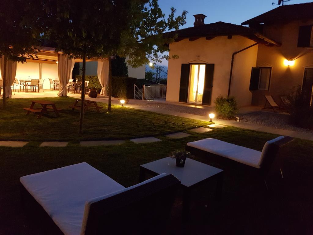 La Rosa Gialla Bio Apartments & Rooms Barolo Exterior photo